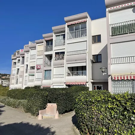 Sete, En Bord De Avec Terrasse Daire