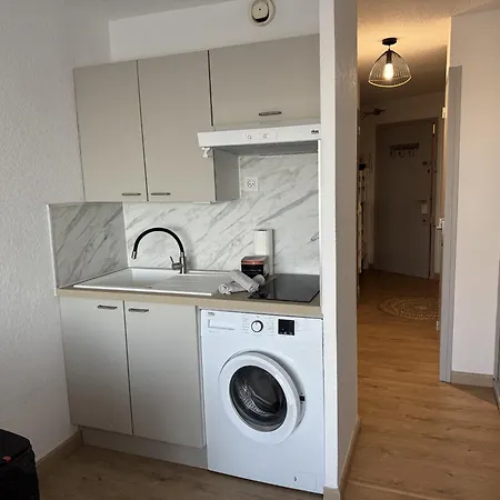 Sete, En Bord De Avec Terrasse 아파트